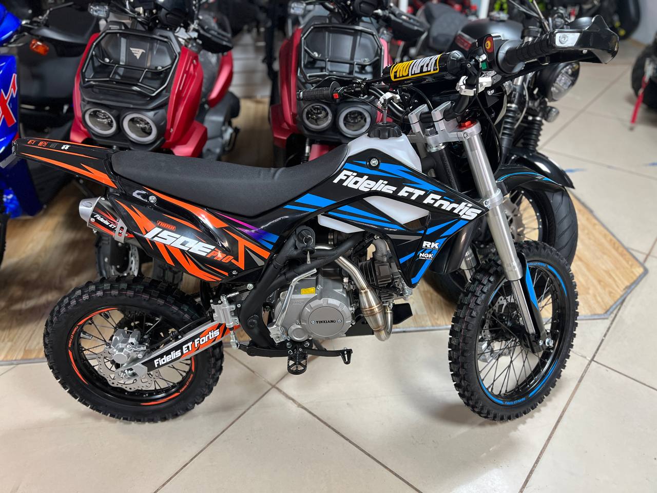 Мотоцикл (питбайк) PROMAX FIDET (ФАЙДЕТ) 190E PRO 17/14 в Волгодонске