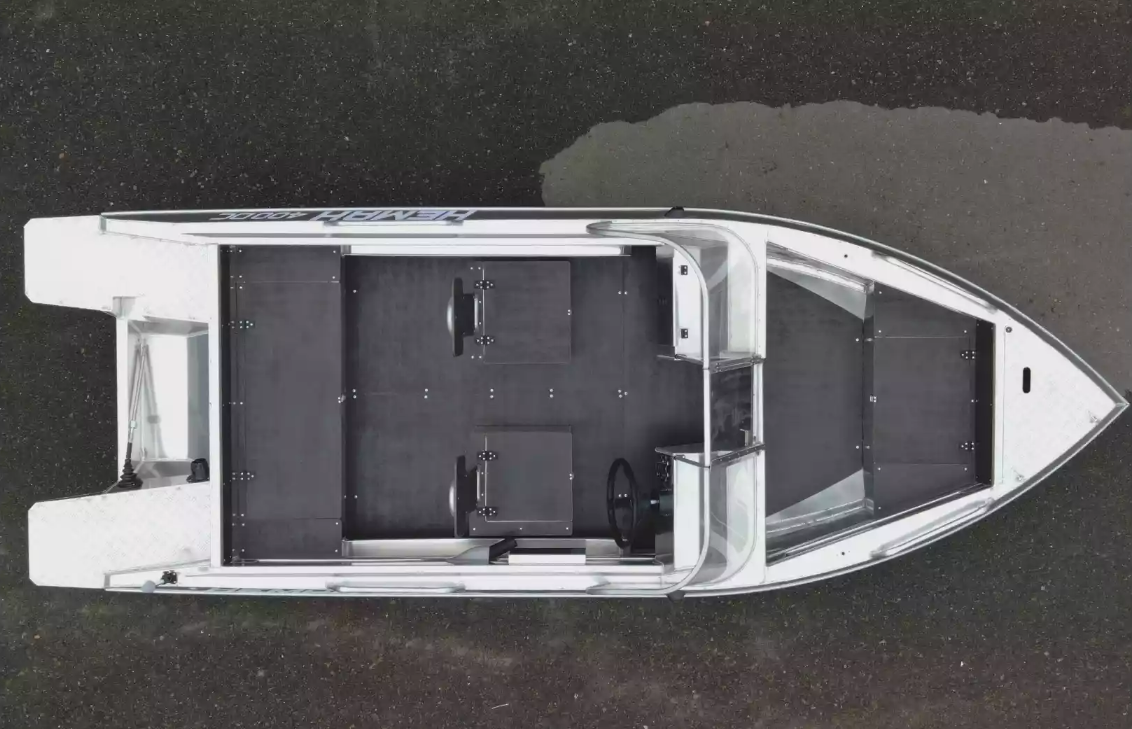 Алюминиевая лодка  Neman-400 DC в Волгодонске