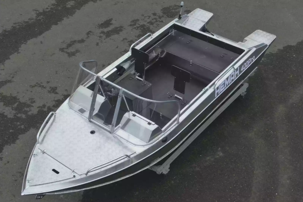 Алюминиевая лодка  Neman-400 PRO в Волгодонске