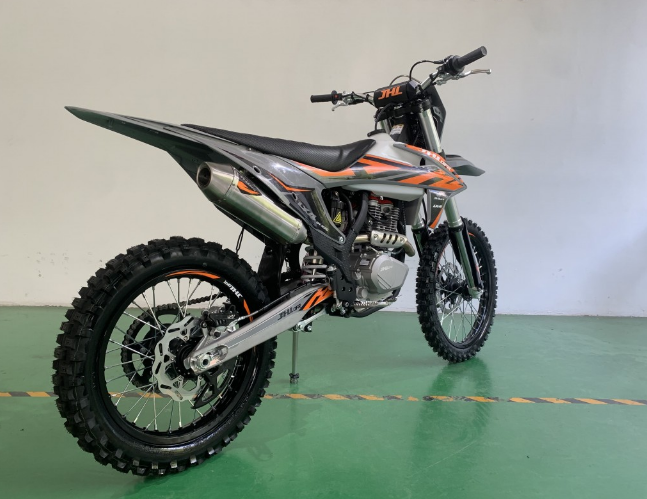 Мотоцикл JHLMOTO JHL LX4 CB300RL (175FMN) в Волгодонске