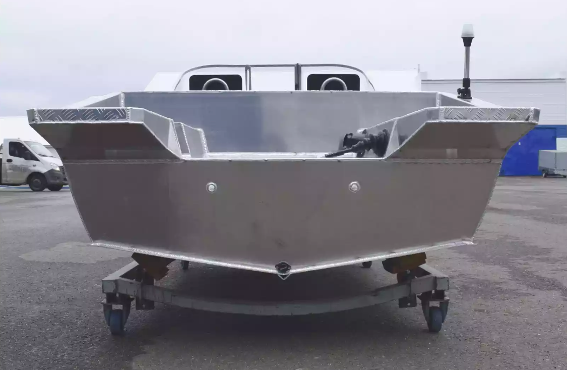 Алюминиевая лодка  Neman-400 PRO в Волгодонске