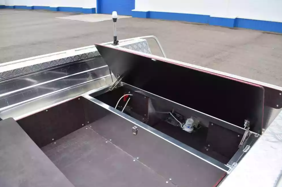 Алюминиевая лодка Wyatboat-390 DCM Увеличенный борт в Волгодонске
