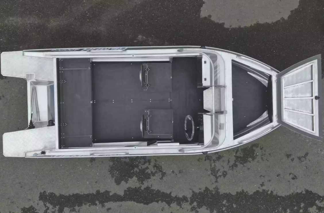 Алюминиевая лодка  Neman-400 PRO в Волгодонске