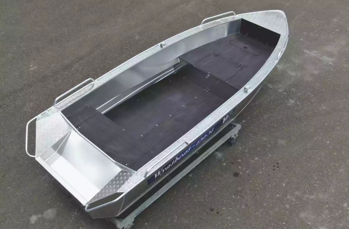 Алюминиевая лодка  Wyatboat-430М FISH в Волгодонске