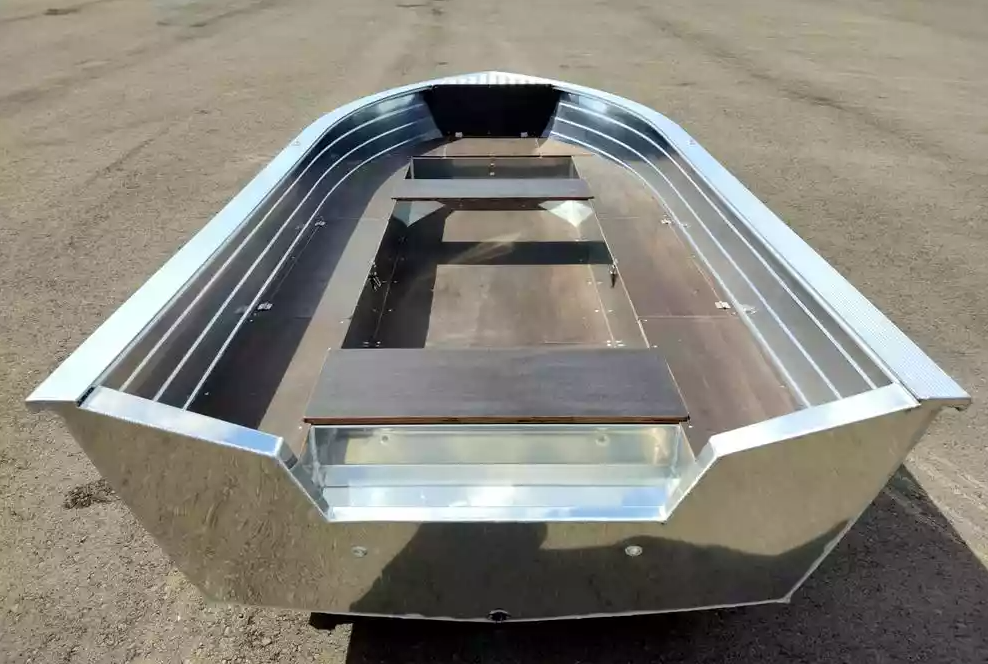 Алюминиевая лодка Неман-400 в Волгодонске