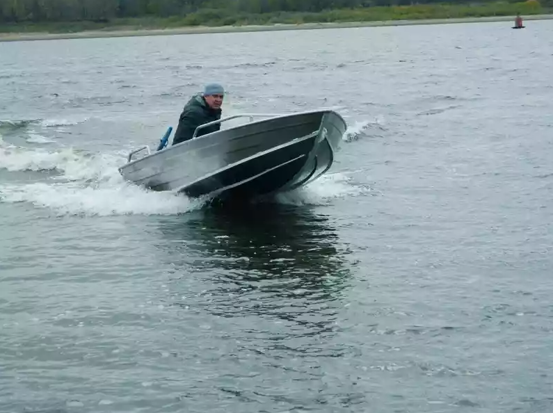 Алюминиевая лодка Wyatboat-390 M в Волгодонске