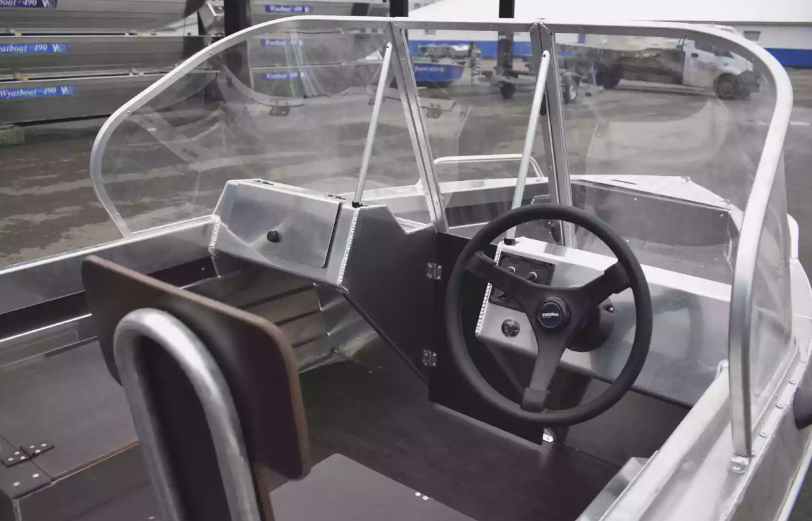 Алюминиевая лодка  Neman-400 DC в Волгодонске