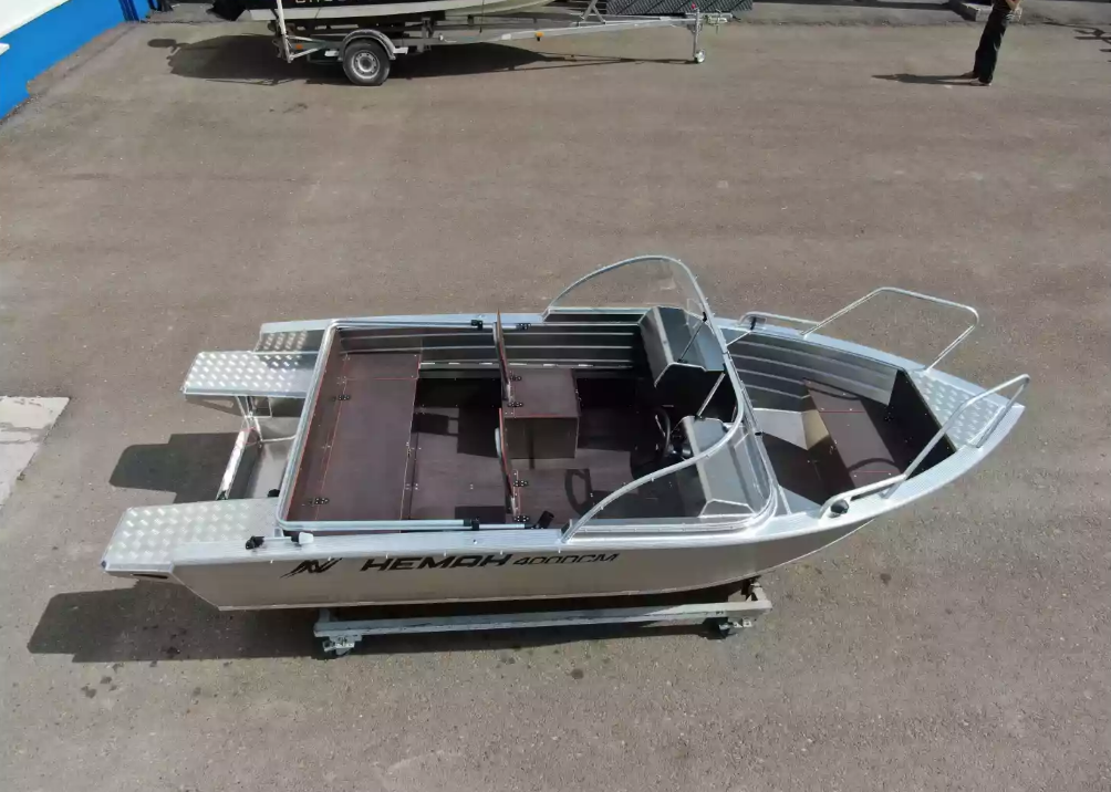 Алюминиевая лодка  Неман-400 DCM NEW в Волгодонске