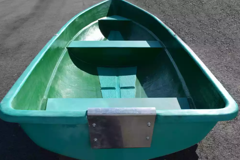 Стеклопластиковая Лодка Голавль в Волгодонске