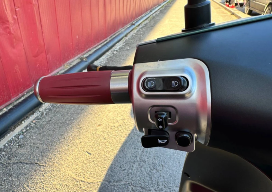 Скутер PROMAX Miami 240 (49) в Волгодонске