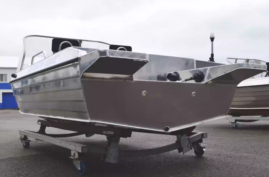 Алюминиевая лодка  Neman-400 DC в Волгодонске