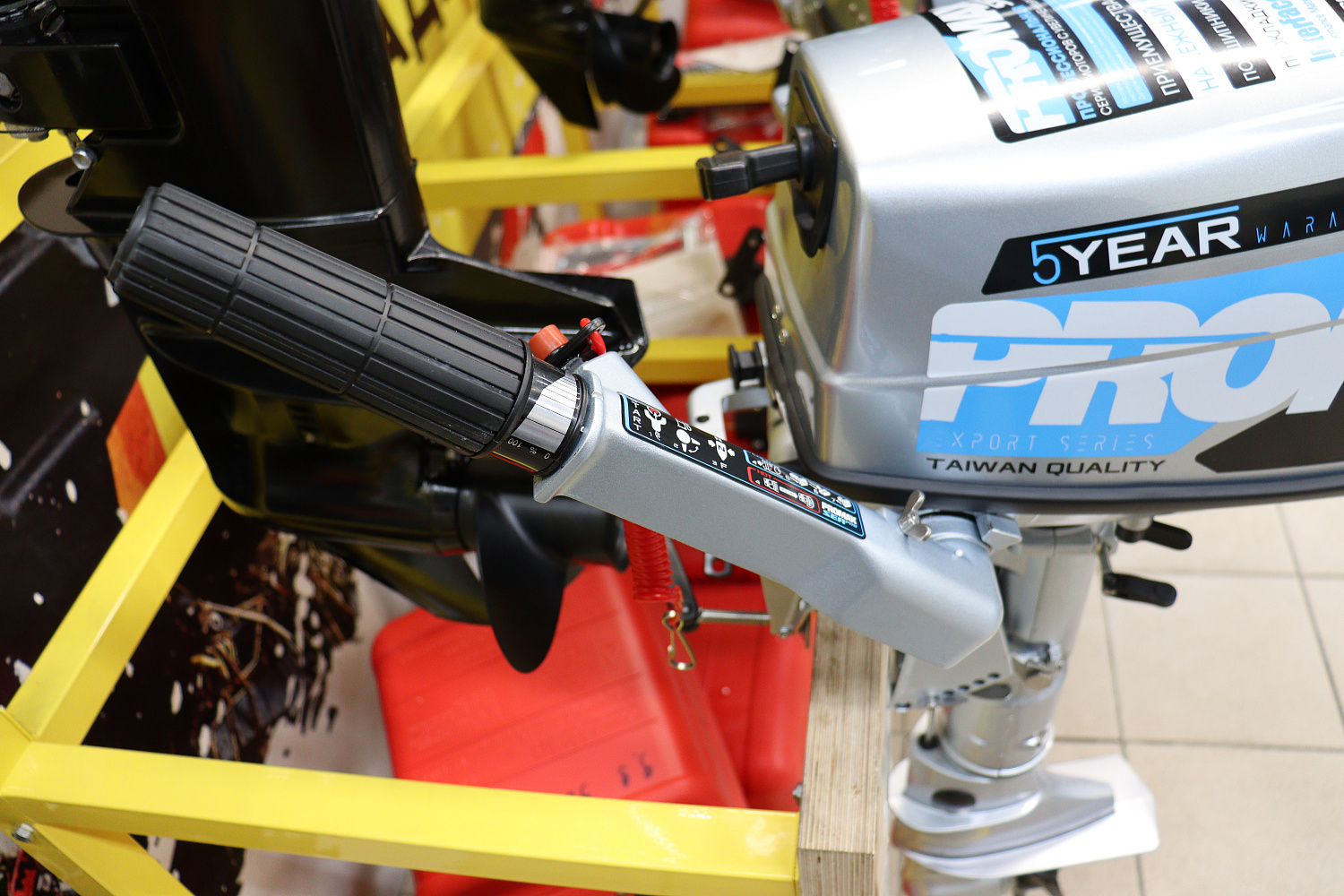 Лодочный мотор PROMAX SP5FHS (внешний бак 12 л) в Волгодонске