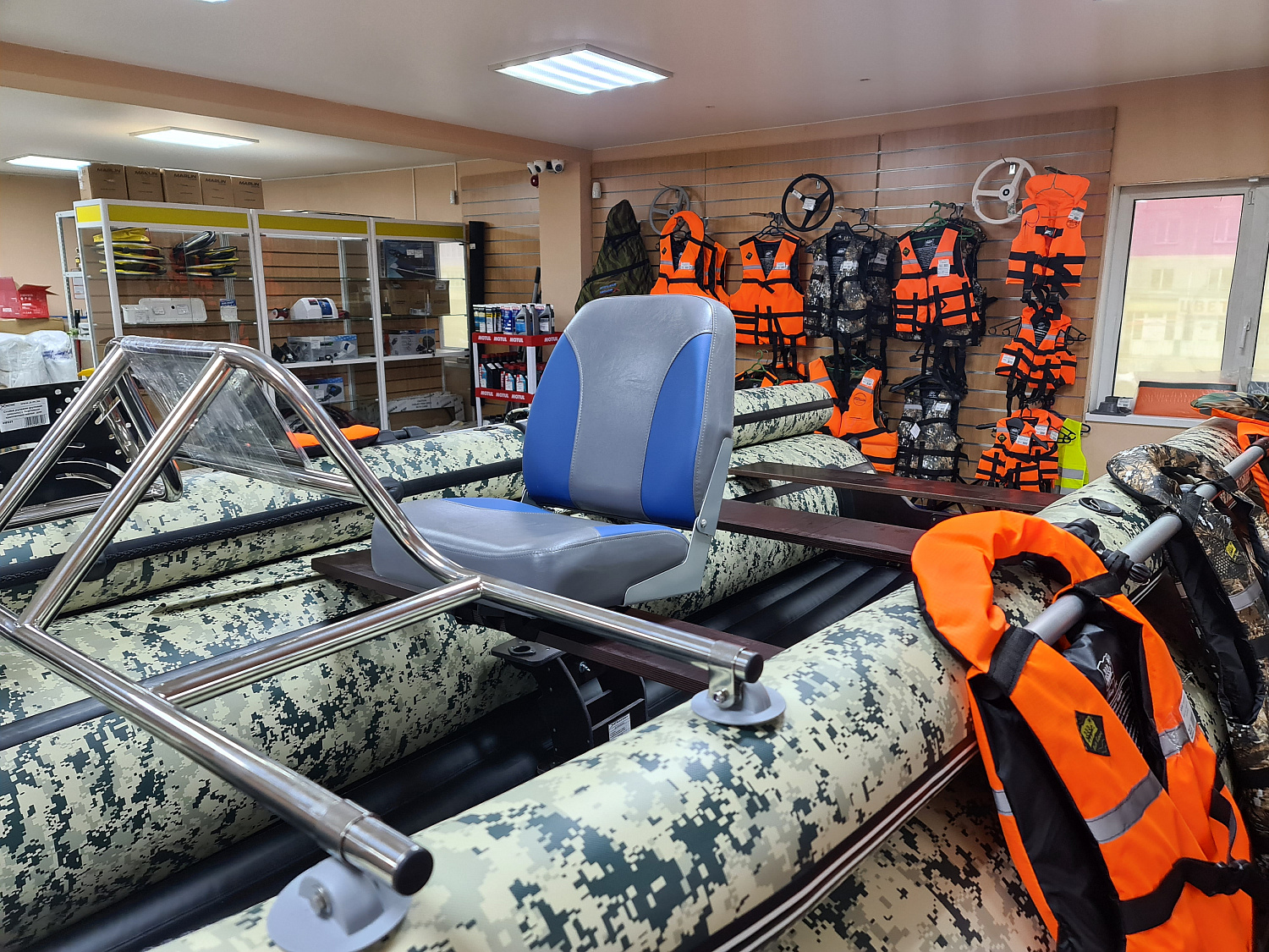 КРЕСЛО МЯГКОЕ РАСКЛАДНОЕ С ПОВОРОТНЫМ МЕХАНИЗМОМ ДЛЯ ЛОДОК в Волгодонске