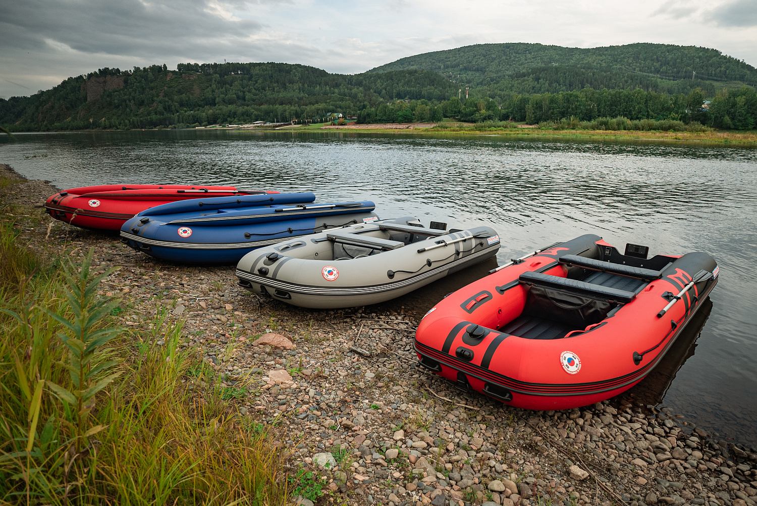 Лодка MISHIMO RIVER FJET PRO 430  под водомет в Волгодонске