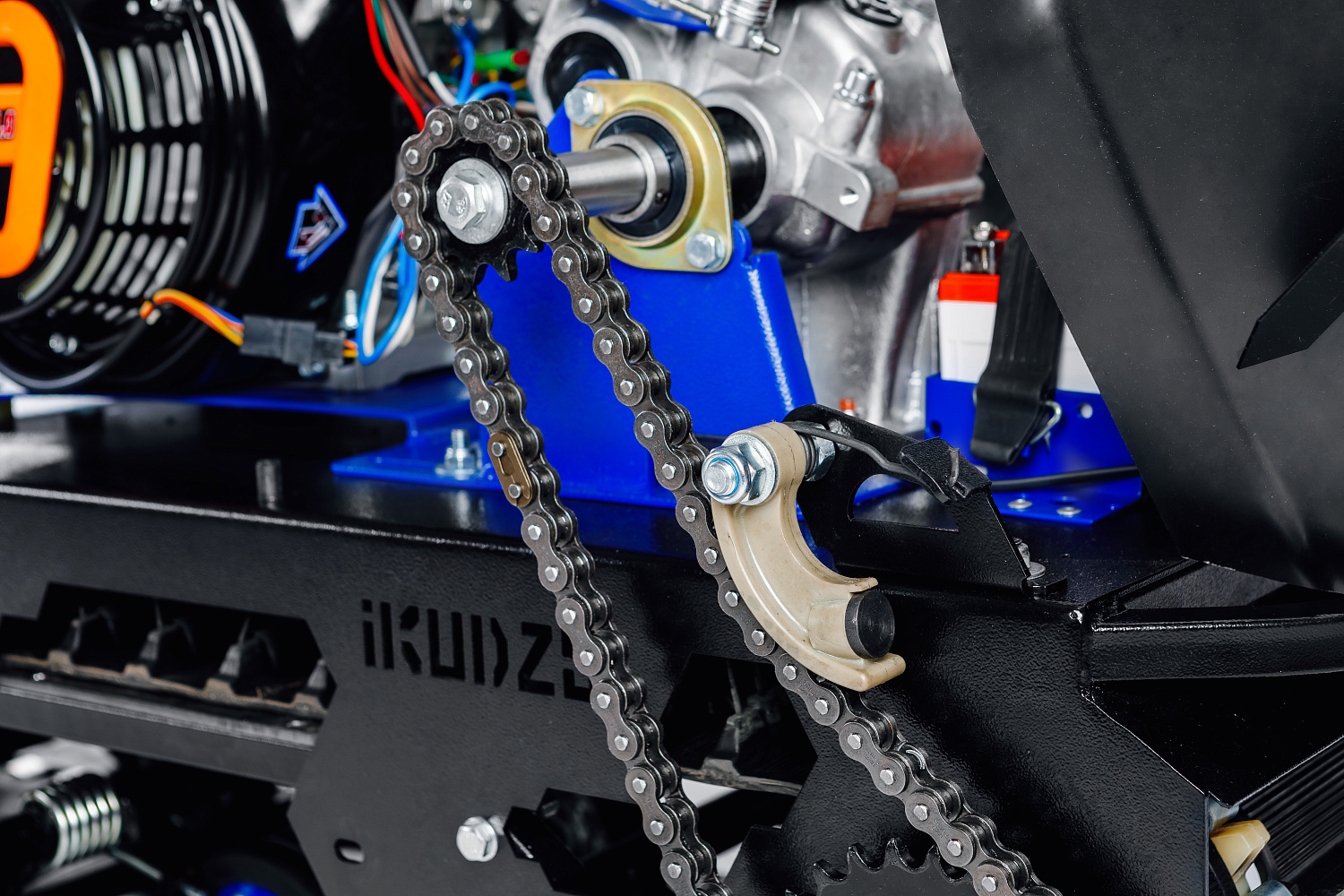 МОТОБУКСИРОВЩИК IKUDZO LONG 2.0 1700/500 EKR19 в Волгодонске