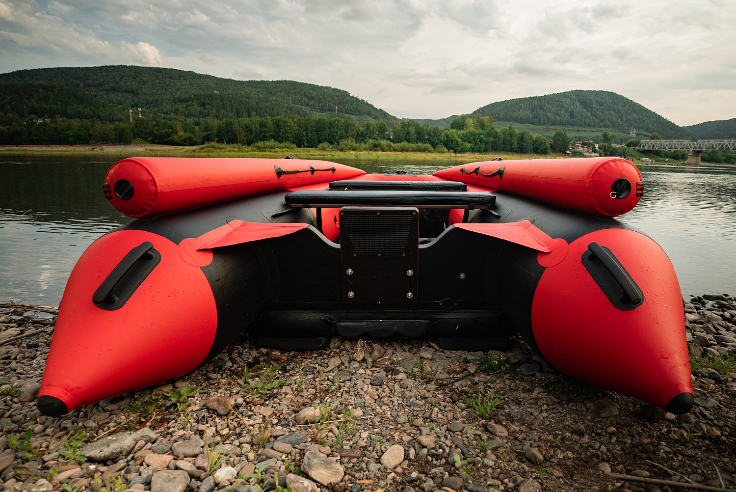 Лодка MISHIMO RIVER FJET PRO 430  под водомет в Волгодонске