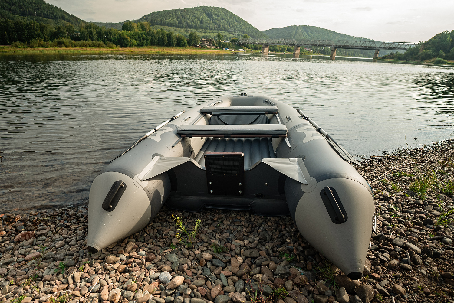 Лодка MISHIMO RIVER JET 390 под водомет в Волгодонске