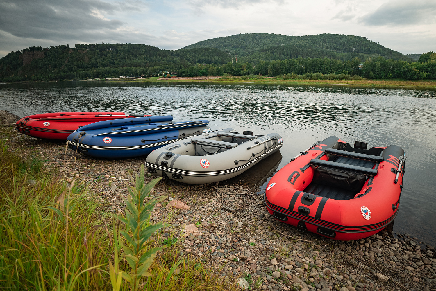 Лодка MISHIMO RIVER FJET PRO 430  под водомет в Волгодонске